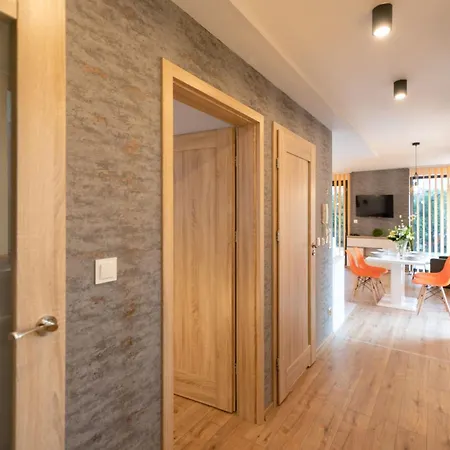 Apartment Apartview Plazowa With Parking By Rent Like Szczyrk